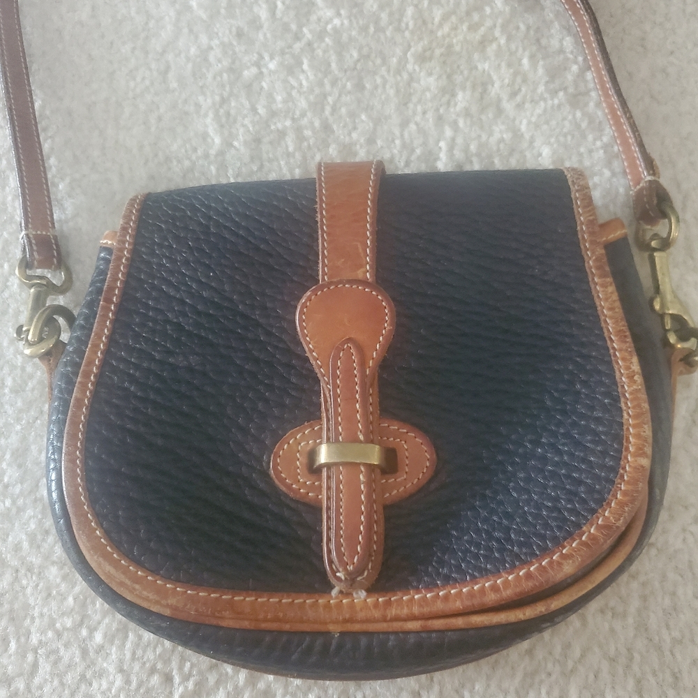 Vintage Dooney & Bourke Crossbody
